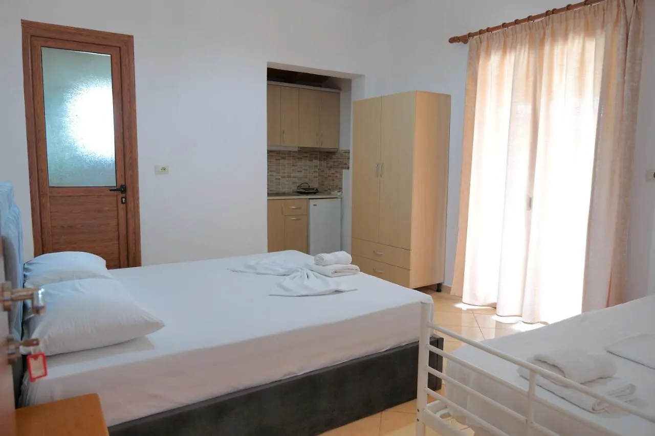 Pellumb Apartments Ksamil